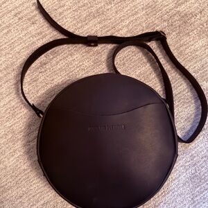 Portland Leather black Circle Crossbody Bag